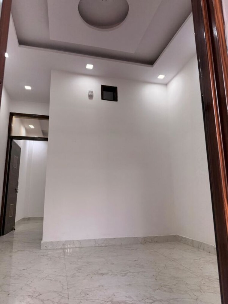 Room, rohini sector 6 1 Bedroom 360 Sq.Ft. Independent House In Rohini Sector 6 Delhi 10547265
