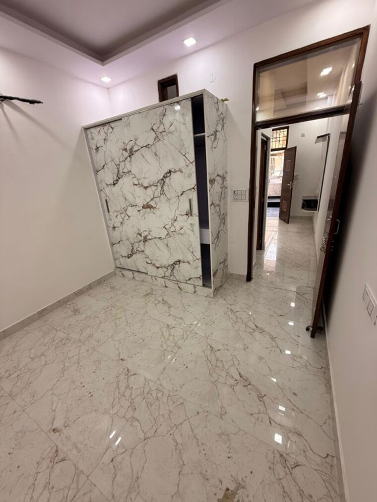Room, rohini sector 6 1 Bedroom 360 Sq.Ft. Independent House In Rohini Sector 6 Delhi 10547265