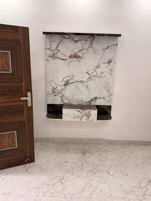 Room in 1 BHK Independent House at Rohini Sector 6 – for Sale