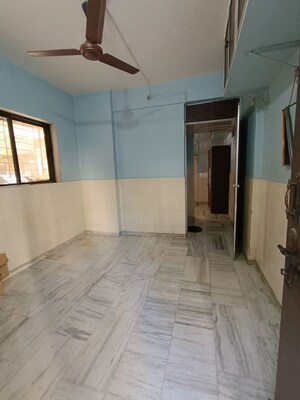 1 RK Apartment For Rent in Andheri West
