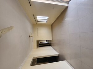 Room in 2 BHK Apartment at Salarpuria H And M Royal, Kondhwa – for Rent