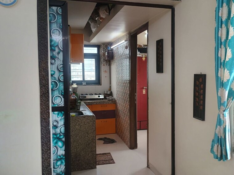 Kitchen, gokhale road 1 Bedroom 300 Sq.Ft. Apartment In Gokhale Road Mumbai 10547284