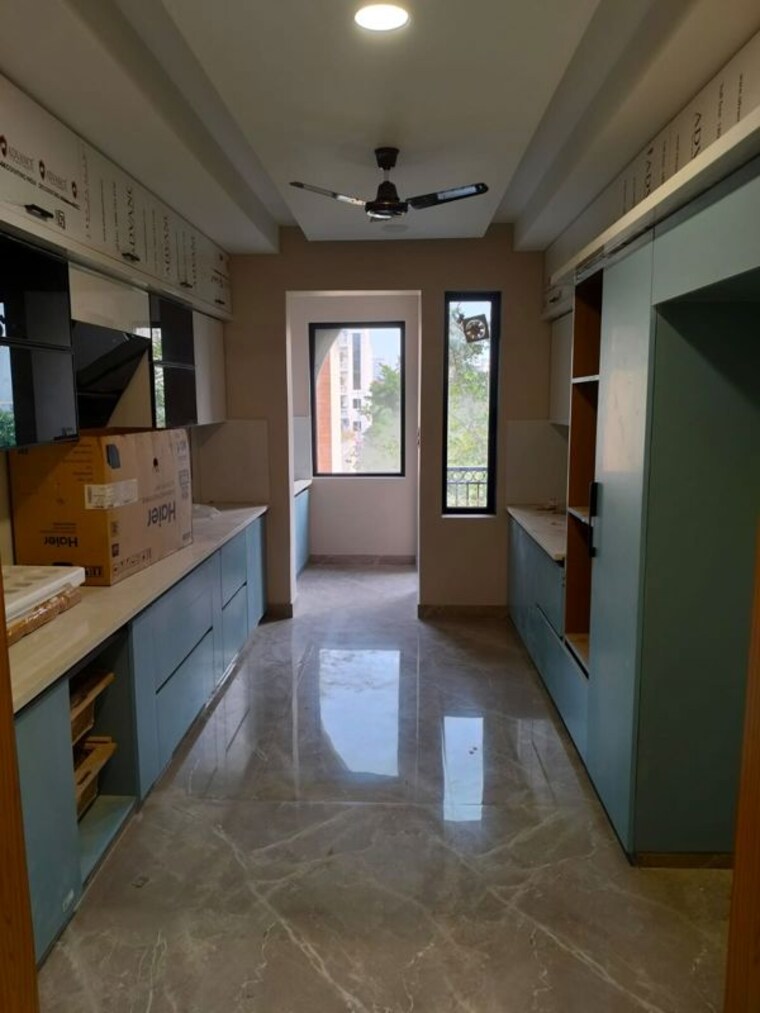 Kitchen, parklands 3 Bedroom 250 Sq.Yd. Builder Floor In Sector 85 Faridabad 10547301
