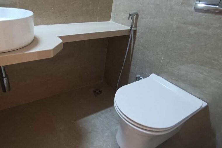 Bathroom, kohinoor-square-altissimo 3 Bedroom 1610 Sq.Ft. Apartment In Dadar West Mumbai 10547310
