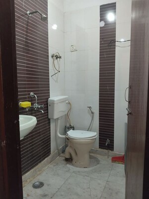 Bathroom in 1 BHK Builder Floor at Neb Sarai – for Rent