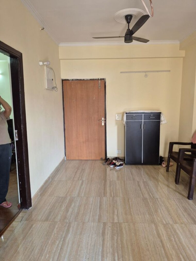 Room, shri-radha-aqua-garden 3 Bedroom 1500 Sq.Ft. Apartment In Sector 16b Greater Noida Greater Noida 10547419