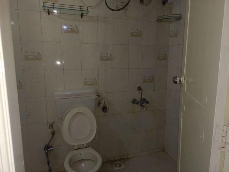 Bathroom, mainland-camelot-royale 2 Bedroom 1675 Sq.Ft. Apartment In Viman Nagar Pune 10547479