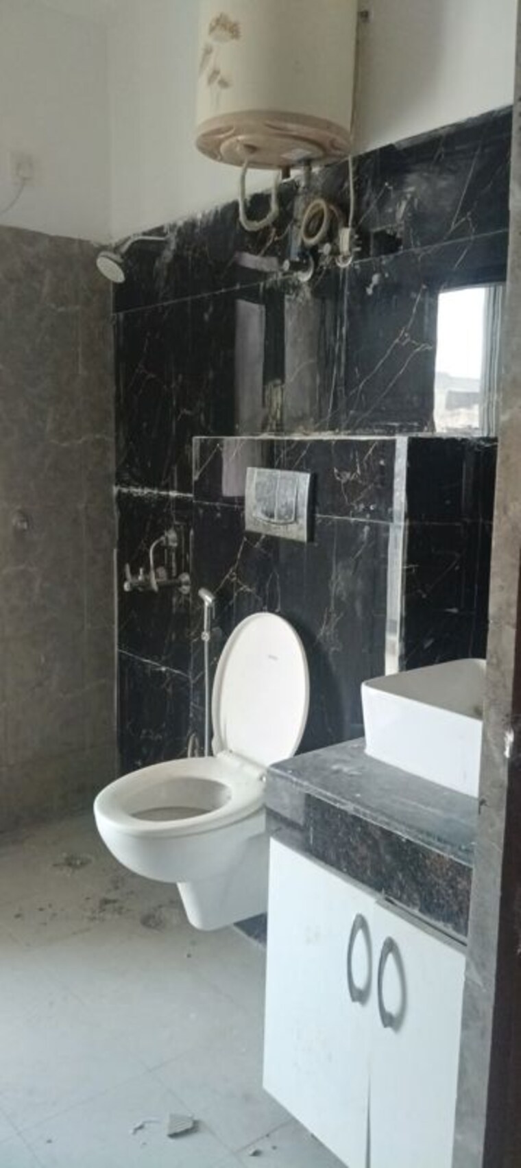 Bathroom, sikka-karnam-greens 2 Bedroom 940 Sq.Ft. Apartment In Sector 143b Noida 10547454