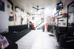 Kitchen in  Shop at Krishna Nagar – for Sale