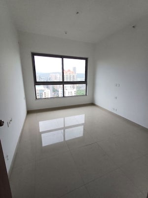 Bedroom in 3 BHK Apartment at Kalpataru Immensa, Kolshet Road – for Sale