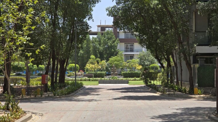 Exterior View, bptp-amstoria  303 Sq.Yd. Plot In Sector 102 Gurgaon 10547519