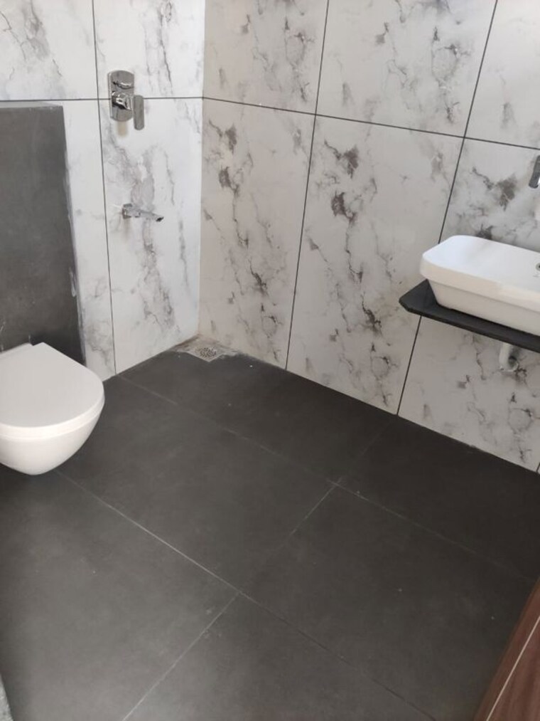 Bathroom, aashray-primero 4 Bedroom 1322 Sq.Ft. Villa In Atladra Vadodara 10455409
