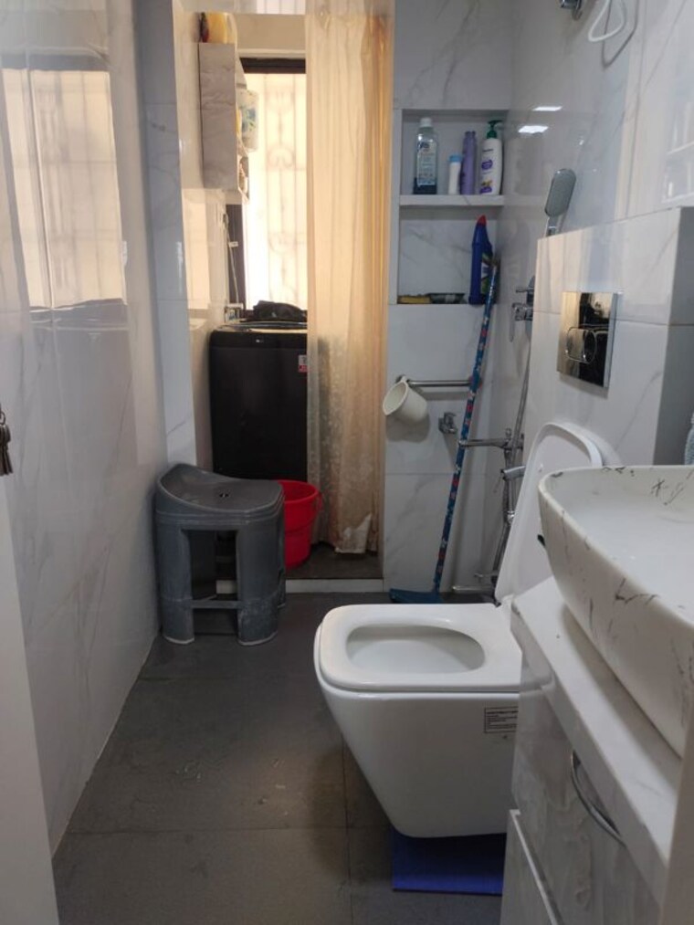 Bathroom, runwal-garden-city 3 Bedroom 900 Sq.Ft. Apartment In Balkum Pada Thane 10547535