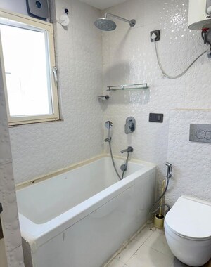 Bathroom in 3.5 BHK Apartment at Mapsko Royale Ville, Sector 82 – for Rent
