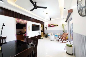 Room in 3 BHK Apartment at Kharadi – for Sale