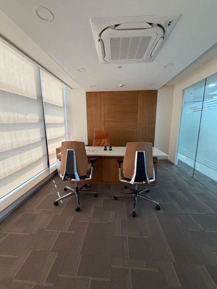 Team Area, kamla-trade-world Commercial Office Space 1380 Sq.Ft. In Lower Parel Mumbai 10547589