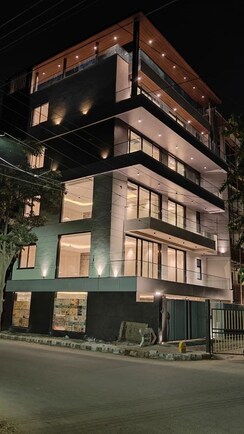 4 BHK Builder Floor For Sale in Sushant Lok I