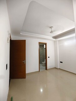 1 BHK +Builder Floor For Rent in Saket