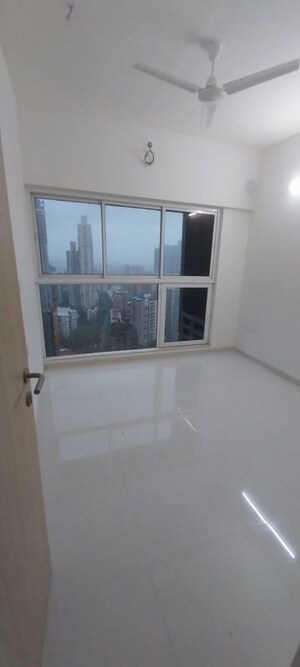 Room in 3 BHK Apartment at L And T Rejuve 360, Mulund West – for Rent