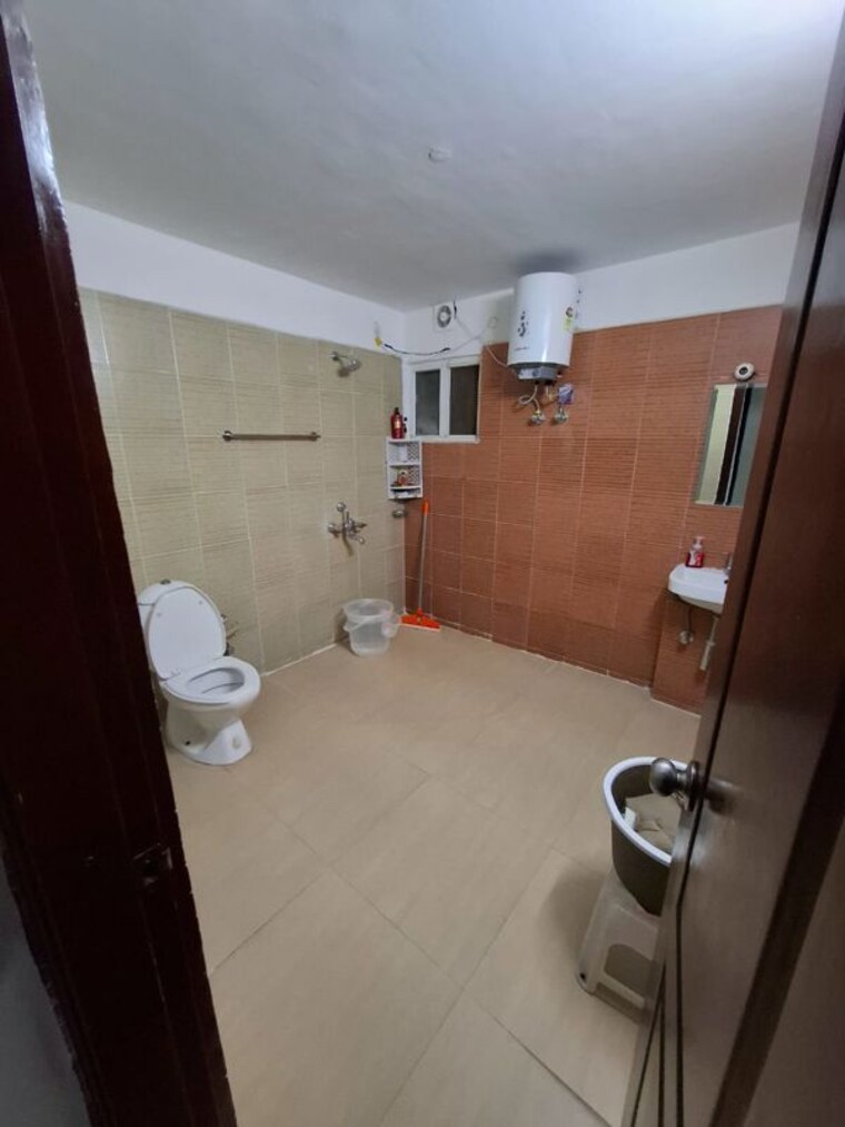 Bathroom, noble-aurellia 3 Bedroom 2000 Sq.Yd. Apartment In Sector 88 Mohali 10547644