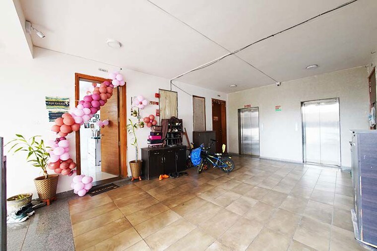  Parking, gota 3 Bedroom 207 Sq.Yd. Apartment In Gota Ahmedabad 10547669