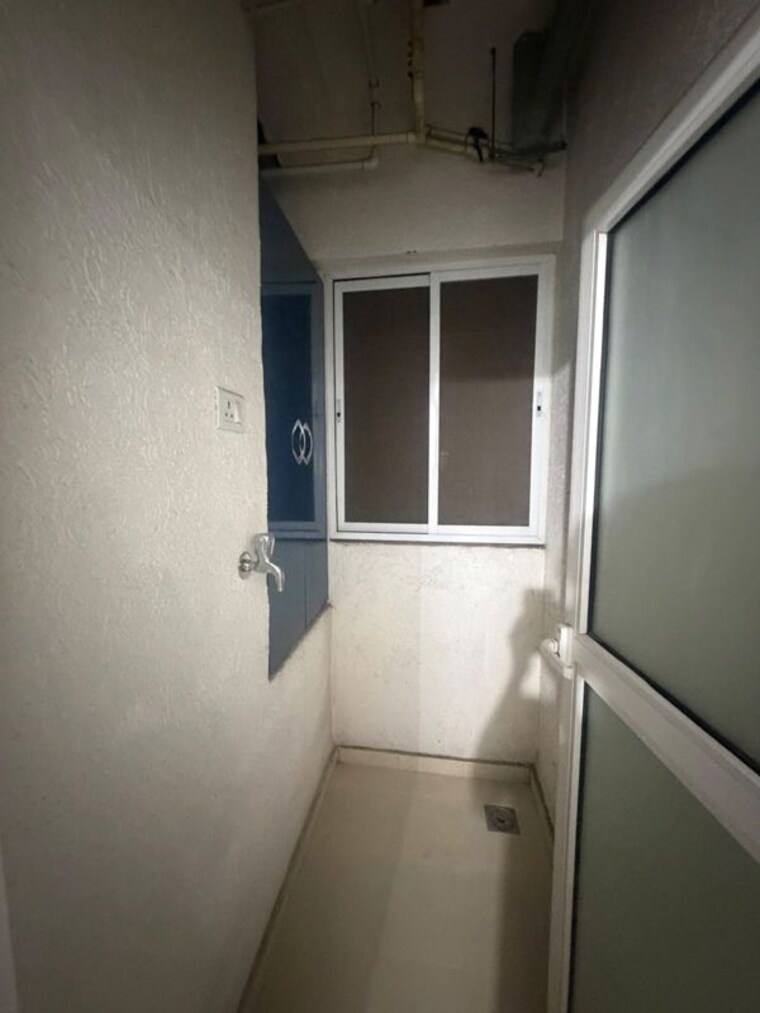 undefined, lodha-amara 1.5 Bedroom 556 Sq.Ft. Apartment In Kolshet Road Thane 10547666