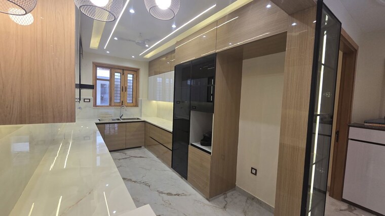 Kitchen, sector 9 4 Bedroom 3000 Sq.Ft. Builder Floor In Sector 9 Gurgaon 10547655