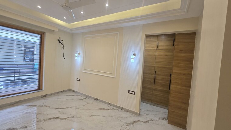 Room, sector 9 4 Bedroom 3000 Sq.Ft. Builder Floor In Sector 9 Gurgaon 10547655