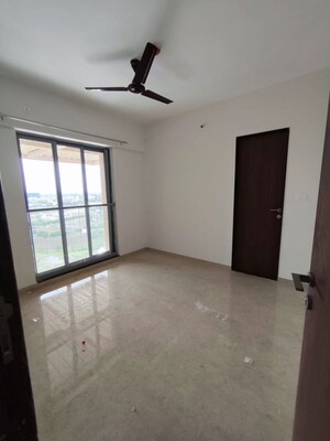 Room in 3 BHK Apartment at Vilas Javdekar Yashwin Enchante, Kharadi – for Rent
