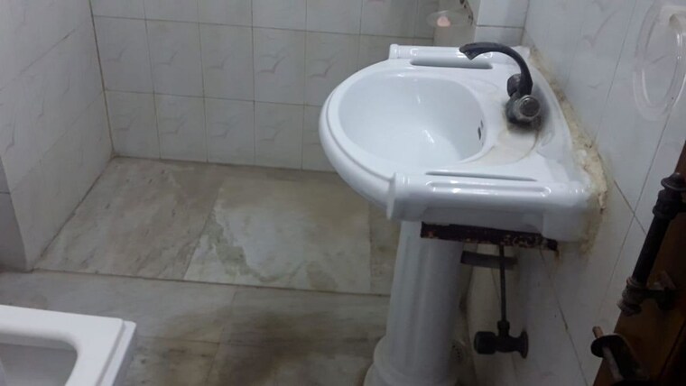 Bathroom, sector 40 2 Bedroom 1050 Sq.Ft. Independent House In Sector 40 Noida 10547706