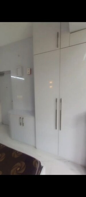 Furnished Amenities in 1 RK Apartment at Raheja Atlantis, Sector 31 – for Sale