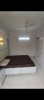 1 Rk  210 Sq.Ft. Apartment in Raheja Atlantis