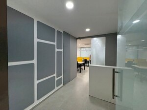 Room in  Office Space at Bhoomi 9 Business Bay, Malad West – for Rent