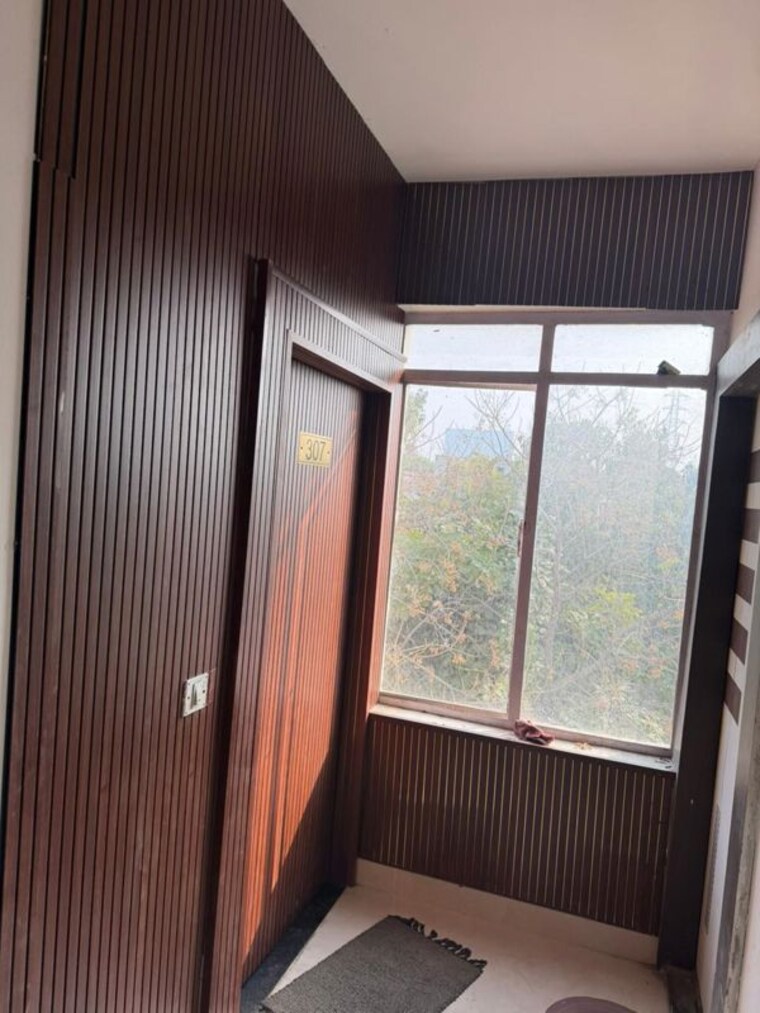 Balcony, suncity-essel-tower 1 RK 210 Sq.Ft. Apartment In Sector 28 Gurgaon 10547816