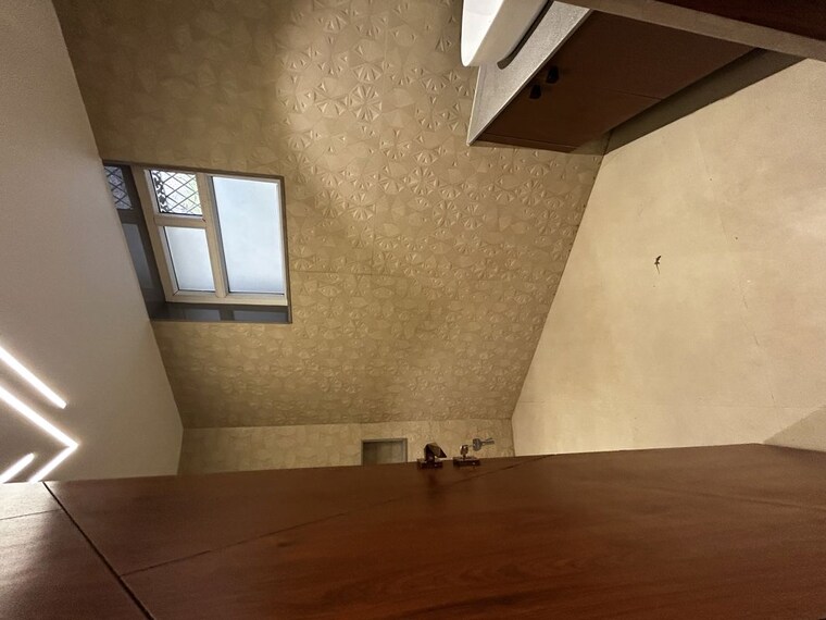Attached Bathroom, sector 23 dwarka 3.5 Bedroom 2400 Sq.Ft. Apartment In Sector 23 Dwarka Delhi 10547815