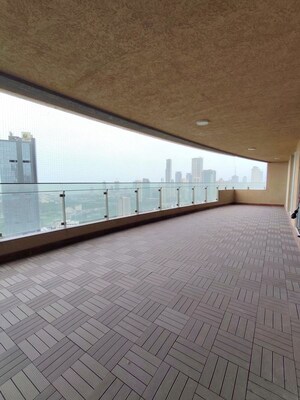 Kitchen in 3 BHK Apartment at Lokhandwala Minerva Mahalaxmi, Mahalaxmi – for Rent