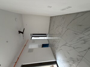 Furnished Amenities in 2 BHK Apartment at Raymond Aashiyana, Vartak Nagar – for Rent