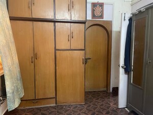 Furnished Amenities in 1.5 BHK Apartment at Ambedkar Nagar CHS, Worli – for Rent