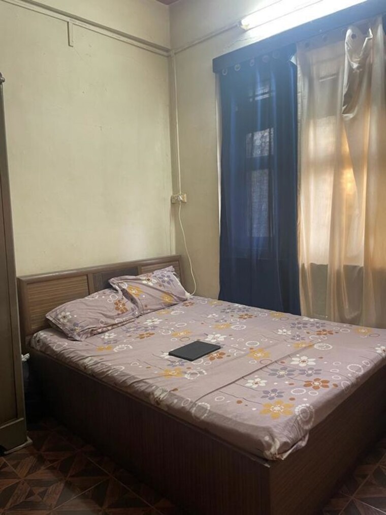 Bedroom, ambedkar-nagar-chs 1.5 Bedroom 550 Sq.Ft. Apartment In Worli Mumbai 10547858