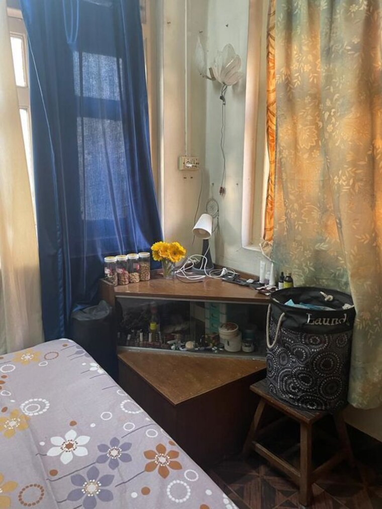 Bedroom, ambedkar-nagar-chs 1.5 Bedroom 550 Sq.Ft. Apartment In Worli Mumbai 10547858