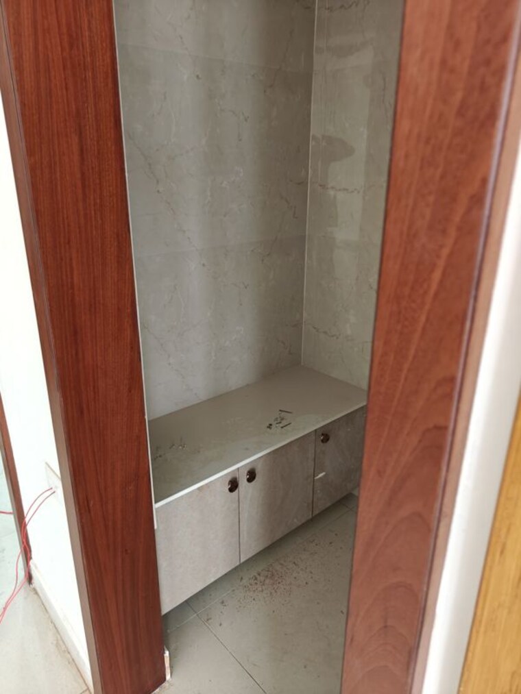 Bathroom, indis-viva-city 3 Bedroom 2100 Sq.Ft. Apartment In Kondapur Hyderabad 10547859