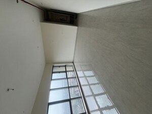 Staircase in 3.5 BHK Apartment at Sheth Auris Serenity Tower 3, Malad West – for Rent