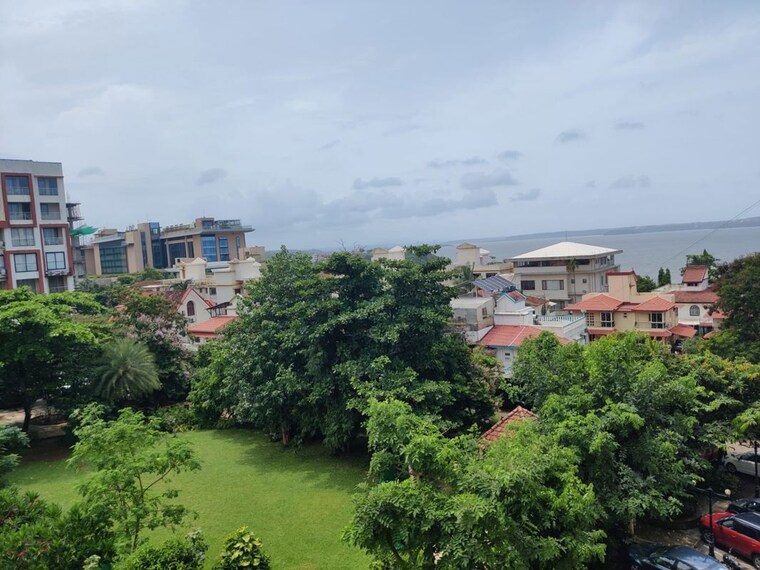 Exterior View, dona paula 3.5 Bedroom 1600 Sq.Ft. Apartment In Dona Paula Goa 10547917