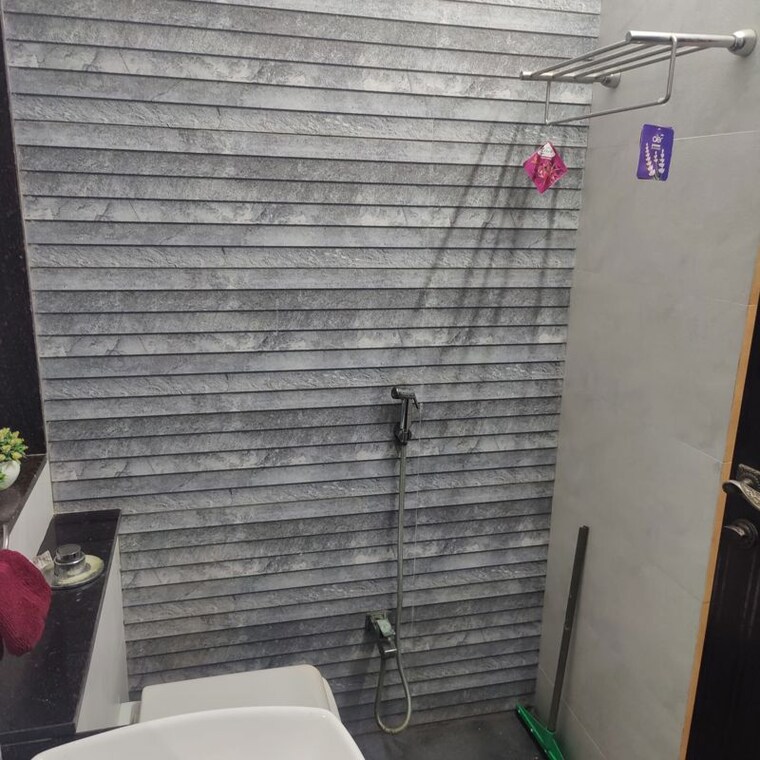 Bathroom, ashish-garden-estate 3 Bedroom 1170 Sq.Ft. Apartment In Goregaon West Mumbai 10547910