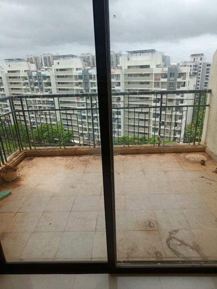 Balcony, kalpataru-splendour 2 Bedroom 840 Sq.Ft. Apartment In Wakad Pune 10547948
