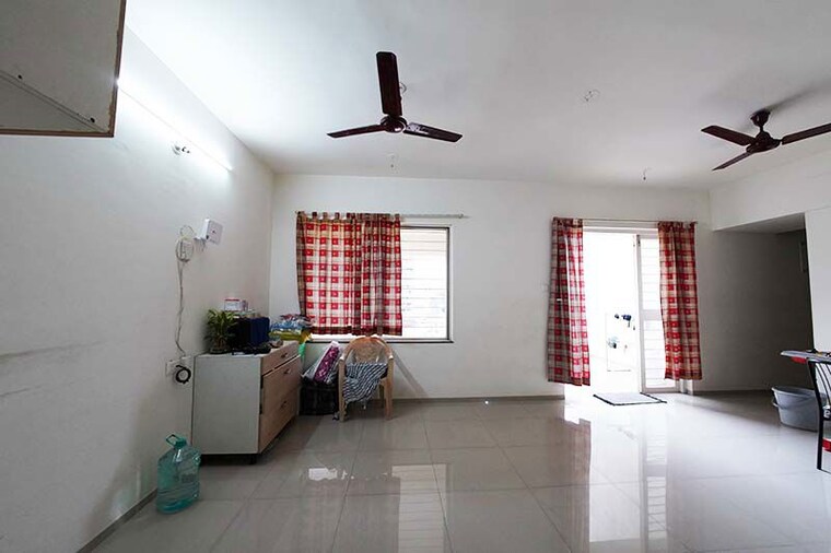 Living Room, kiwale 2 Bedroom 850 Sq.Ft. Apartment In Kiwale Pune 10547923