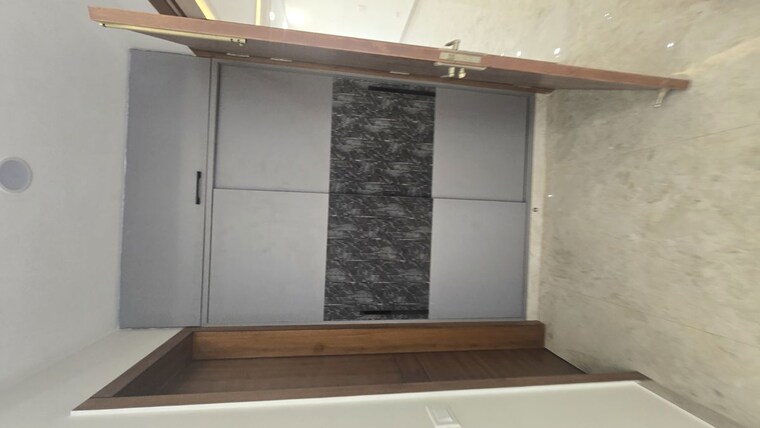 Room, sector 9a 4 Bedroom 2600 Sq.Ft. Builder Floor In Sector 9a Gurgaon 10547964