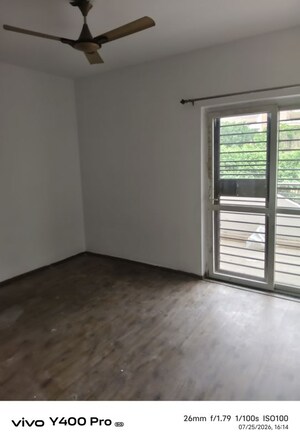 Room in 3 BHK Apartment at BPTP Park 81, Sector 81 – for Rent