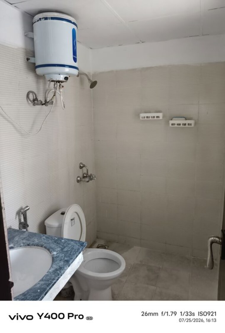 Bathroom, bptp-park-81 3 Bedroom 14000 Sq.Ft. Apartment In Sector 81 Faridabad 10547983