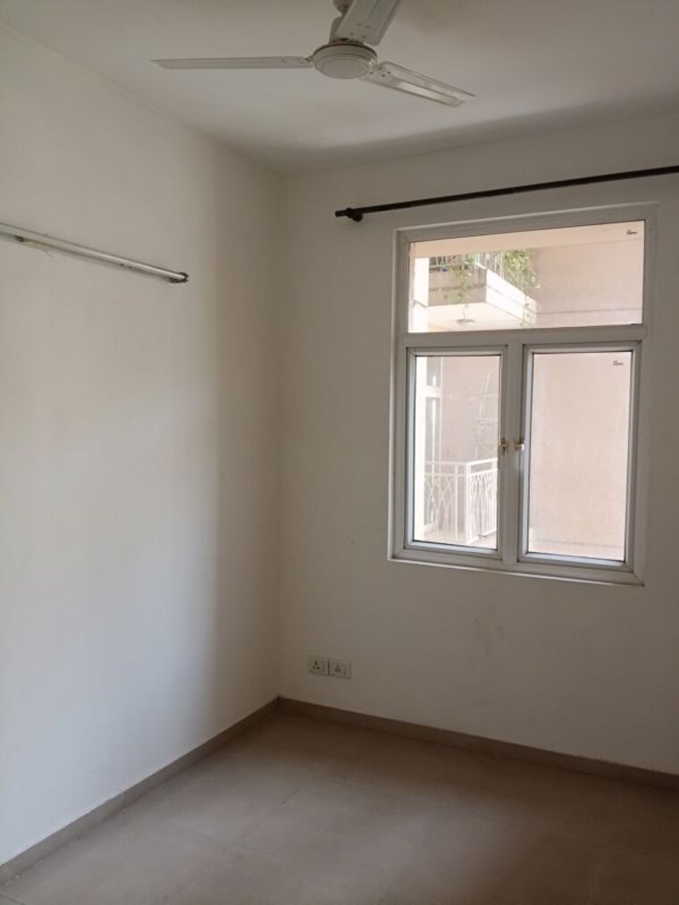 Room, mahagun-mywoods-ii 3 Bedroom 1235 Sq.Ft. Apartment In Sector 16c Greater Noida Greater Noida 10526894
